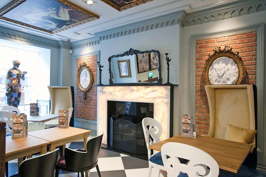 The Guildhall And Linen Exchange Wetherspoon Дънфърмлин Екстериор снимка